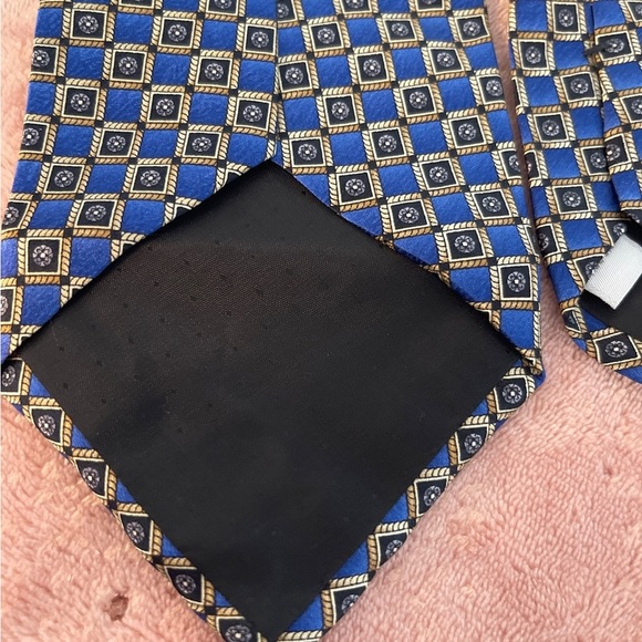 Pierre Cardin Blue and Gold Tie - Picture 7 of 8